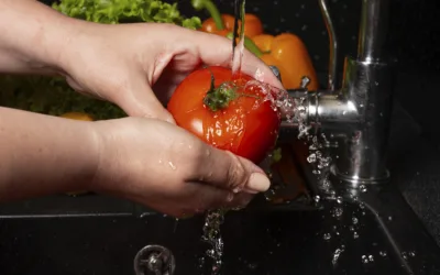 Como lavar verduras? Descubra a maneira correta