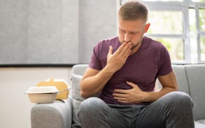 Azia frequente, dores e desconforto abdominal: quando os sintomas indicam a necessidade de uma endoscopia?
