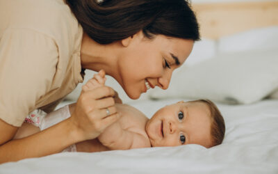Agosto Dourado: amamentação beneficia a saúde do bebê e também da mãe